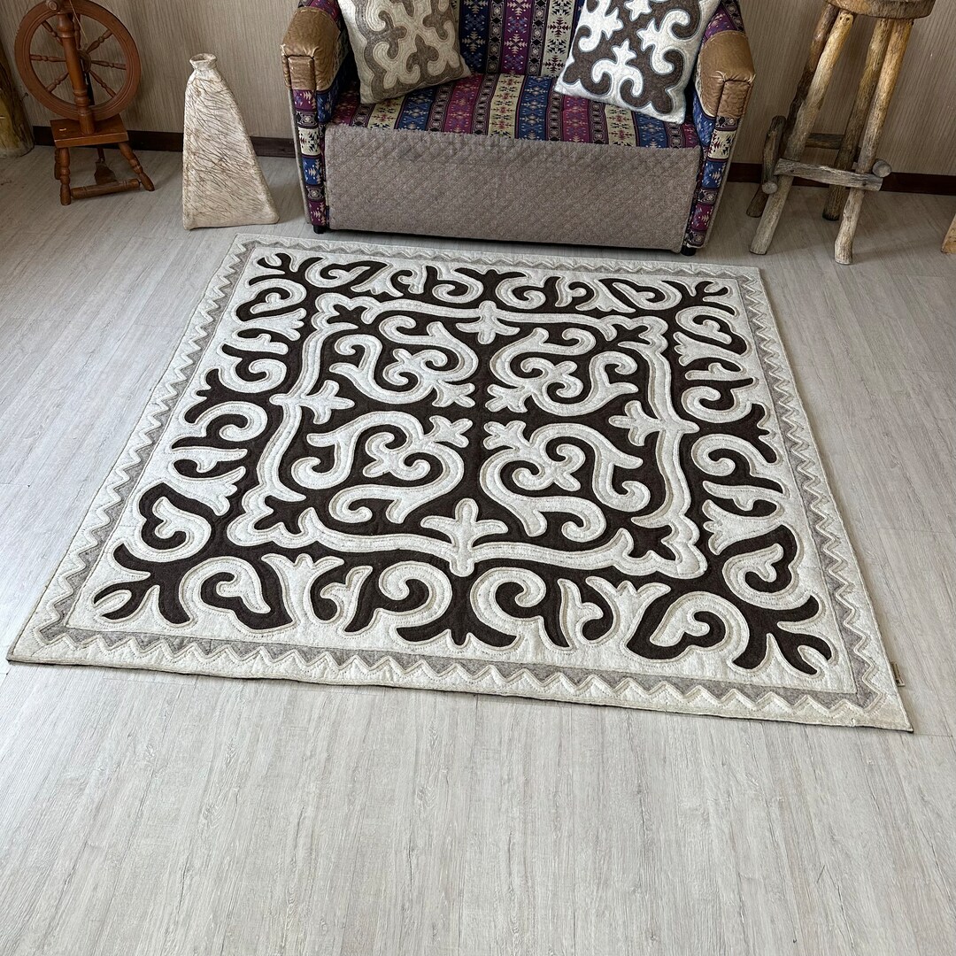Handmade 6ft X 6ft Area Rug, Authentic Kyrgyz Handmade Shyrdak Rug