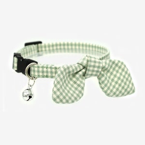 Bowtie Cat Collar - Gingham Cat Collar in Green Color - "Gingham Green"