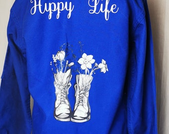 Blue vintage work jacket customized hippy life flowers sneakers