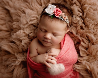 Cute headband for a lovely girl, floral crown,newborn headband,photoshoot prop,baby halo,holiday headpiece,new years party