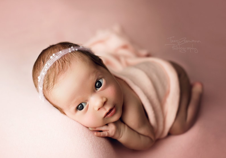Beautiful and very tender light pink baby headband with pearls for a girl,baby wreath,infant headband,photoshoot prop,baby halo,baby tieback