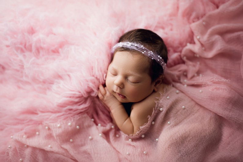 Beautiful and very tender light pink baby headband with pearls for a girl,baby wreath,infant headband,photoshoot prop,baby halo,baby tieback