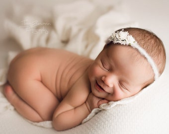 Newborn flower headband, white baby flower halo, girl flower crown,newborn photography,prop,photoshoot,sweet halo,tieback prop, accessory