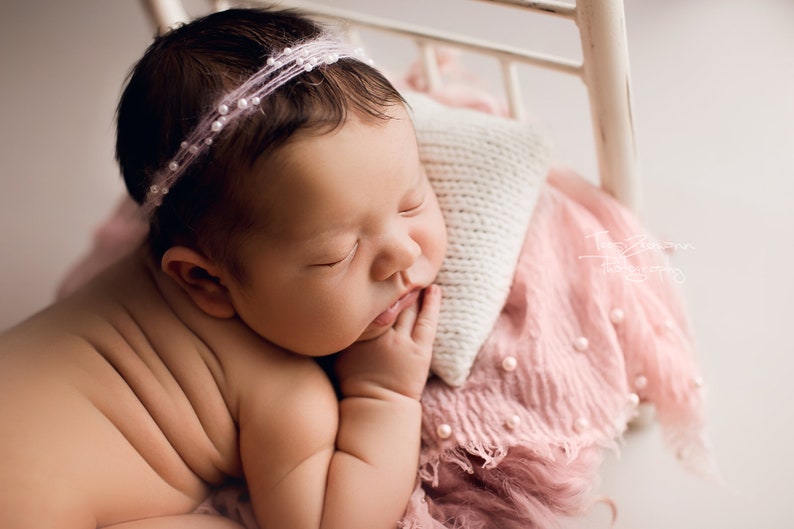 Beautiful and very tender light pink baby headband with pearls for a girl,baby wreath,infant headband,photoshoot prop,baby halo,baby tieback