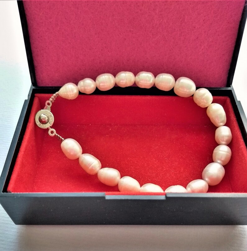Vintage Round Freshwater pearl bracelet Rice pearl strand 10 13 mm white baroque teardrop pearl beads 9-inch wedding pearls