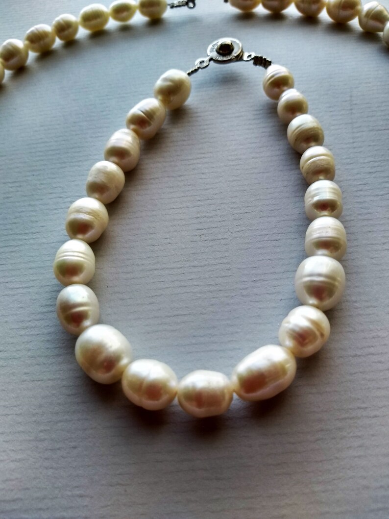 Vintage Round Freshwater pearl bracelet Rice pearl strand 10 13 mm white baroque teardrop pearl beads 9-inch wedding pearls