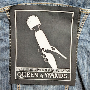 Queen of Wands opgenaaide rugpatch