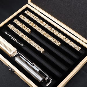 Sello de latón con alfabeto personalizado (0-9), fuente personalizada A-Z, letras intercambiables de madera grabadas con plancha.