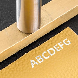 Letras de sello de cuero personalizadas, 26 letras del alfabeto, hierro de marca intercambiable, letras de madera en relieve con calor, estampado de madera
