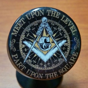 Meet Upon The Level Masonic Button - 1.25&quot; Diameter