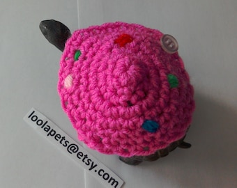 Crochet Strawberry Doughnut Costume Hat For Tortoises and Turtles, Sweater Cozy Top tortoise Reptiles, donuts