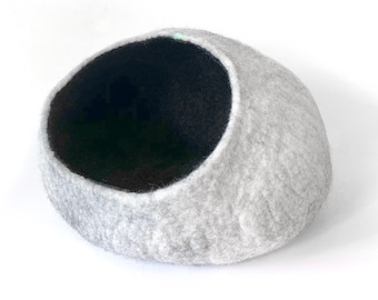 White and Black Wool felt Cat Bed Cave by Wooly Bowls, Modern Cat Bed made of felted wool, Cat Pod, Wool Cat Cave Bed, Modern Cat Furniture