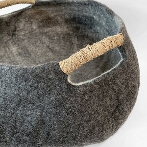 Black Wool Basket Cat Bed, Handmade Wool Basket, Wool Basket for Plants, Modern Cat Bed, Hand Felted Wool, Pet Toy Organization & Storage image 2