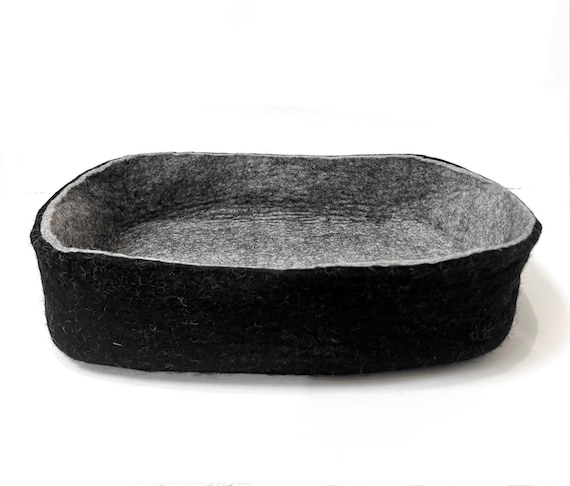 Black & Grey Wool Flat Bed