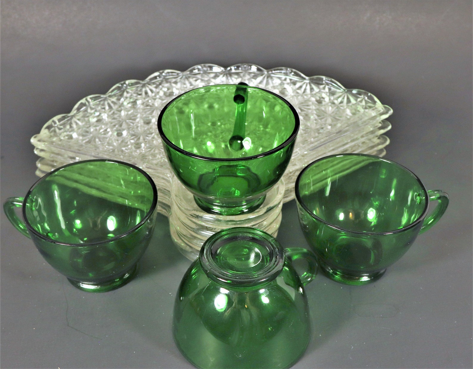 Anchor Hocking Daisy & Button Pattern Tray and Green Cup Fan Etsy