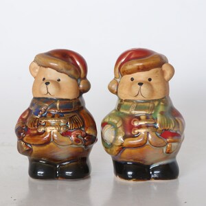 Christmas Bear&#39;s Salt and Pepper Shakers, Vintage Christmas Salt and Pepper, Christmas Kitchen, Salt and Pepper, Nutcracker Salt and Pepper,