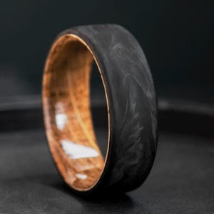 Herrenring, geschmiedeter Whisky-Fassring aus Kohlefaser, kostenlose Gravur