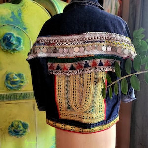 Embroidered Denim Jacket, Tribal Denim Jacket, Embellished Jean Jacket, 70s-style Denim, Boho Jacket Denim, Embroidered Jean Jacket (M)