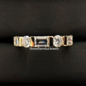 3.00 mm Baguette And Round Cut Tension Set Wedding Band in 14KT Yellow Gold, Matching Diamond Wedding Band, 7 Stone Wedding Band