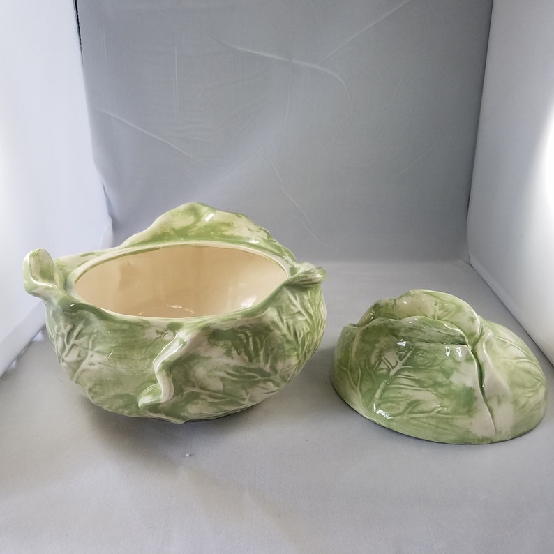 Holland Mold Cabbage Bowl w lid bonus Celery Plate