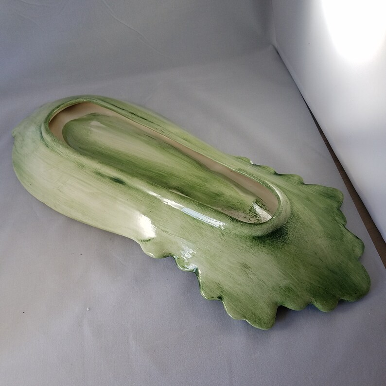 Holland Mold Cabbage Bowl w lid bonus Celery Plate