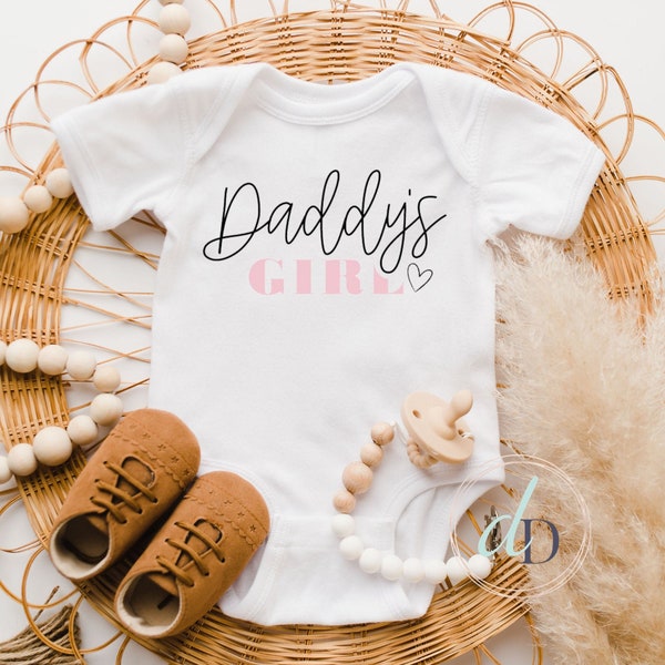Daddy's Girl Onesie®, Father's Day Onesie®, Baby Shower Gift, Cute Baby Onesie®, Father's Day gift, Father's Day onesie, baby announcement