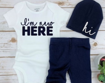 Coming Home Hospital Outfit | I'm new here | navy and white set | Baby Shower Gift | gender neutral | custom onesie® | newborn gift