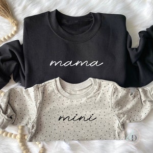 Mama sweatshirt, mama mini sweater, mom and baby sweater, daddy mini sweater, mama sweater, mama crewneck, gift for mom, Mother's Day gift