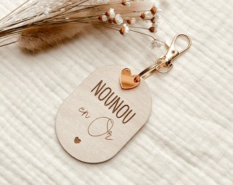 Wooden key ring - Pia - to personalize - Mom - Grandma - Mistress - Nanny - Auntie - Godmother - Mother's Day - Gift - Birthday