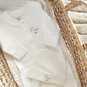 Pyjama bébé en coton à personnaliser Prénom Naissance Maternité Grossesse Cadeau Baby shower Vêtement Papa Maman image 4