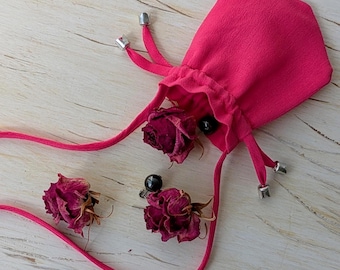 Miniature Silk Medicine Bag – Pouch Necklace with Elegant Design