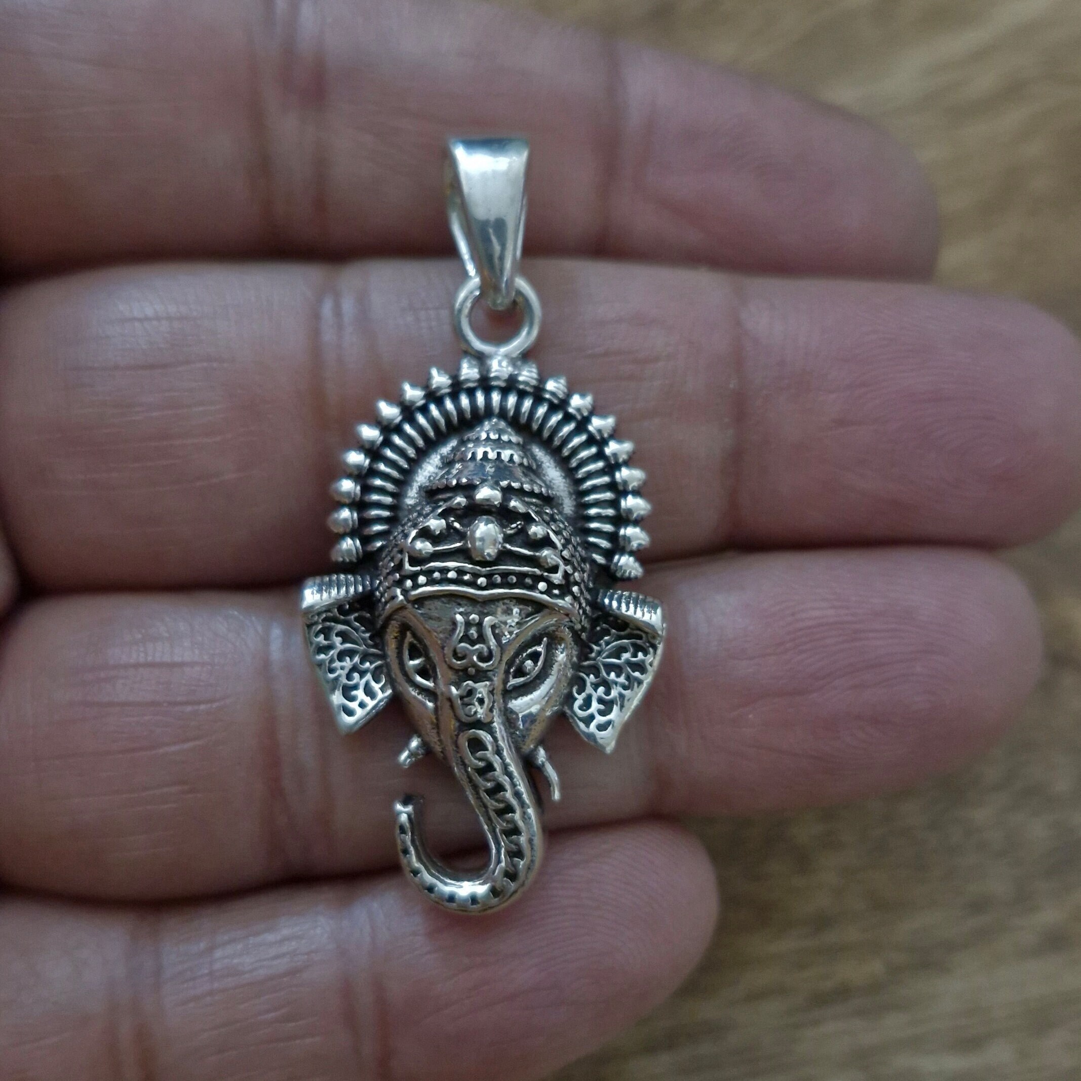 Amulette - Charme de protection - Durga et son puissant - Catawiki