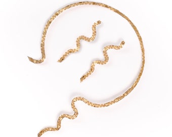 Lightweight Handmade Earrings/Unique Irregular Earrings/gold plated wire wrapped Elegant Earrings/Gift for her