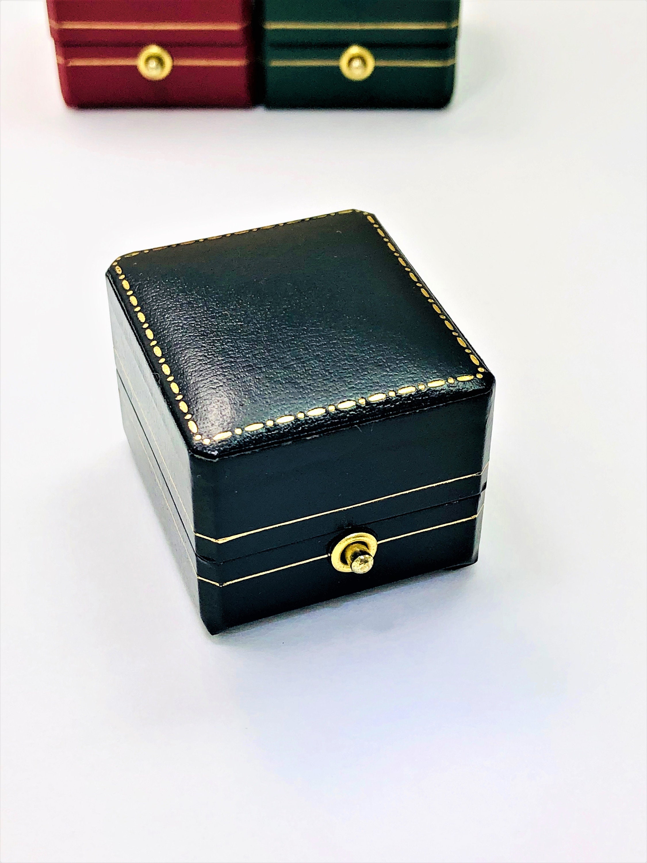 Luxury Leatherette Jewelry Wedding Ring Box with LED Light Antler  Decoration Small Jewel Gift Packaging Box - China Jewelry Leather Box and  Jewelry Packing Box price | Made-in-China.com