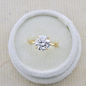 3.00 Carat IGI Certified Round Cut Lab Grown Diamond Ring / Minimalist Solitaire 4 Prongs 14k Thin Ring / Round Cut Diamond Engagement Ring