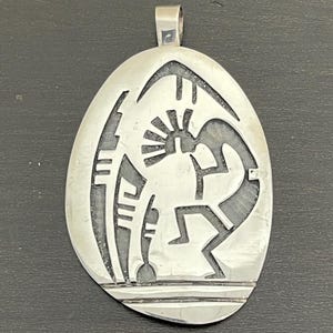 Hopi アーティストJoe Josytewaネックレストップ Vintage Native Hopi Joe Josytewa Sterling Silver Kokopelli