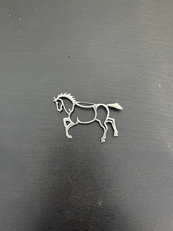 Signed Horse Brooch/Pin in Sterling Silver