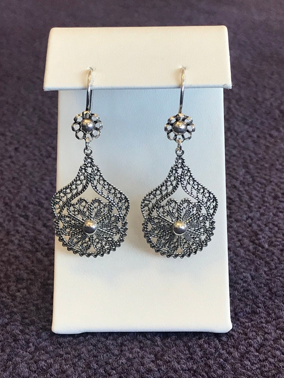 Elegant Sterling Silver drop earrings