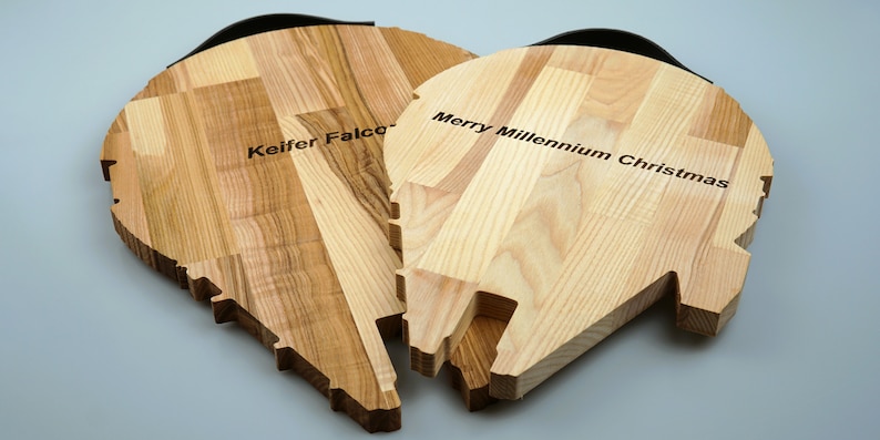 Millennium Falcon Cutting Board - Thumbnail 3