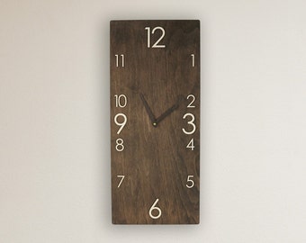 Grande horloge murale unique, horloge en bois naturel mince suspendue, horloge minimale en bois, horloge murale en bois écologique cadeau de pendaison de crémaillère silencieux