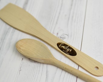 Custom wooden spatula mom gift, wood personalized spatula, name engraved spatula kitchen gift, unique spatula cooking gifts, kitchen decor