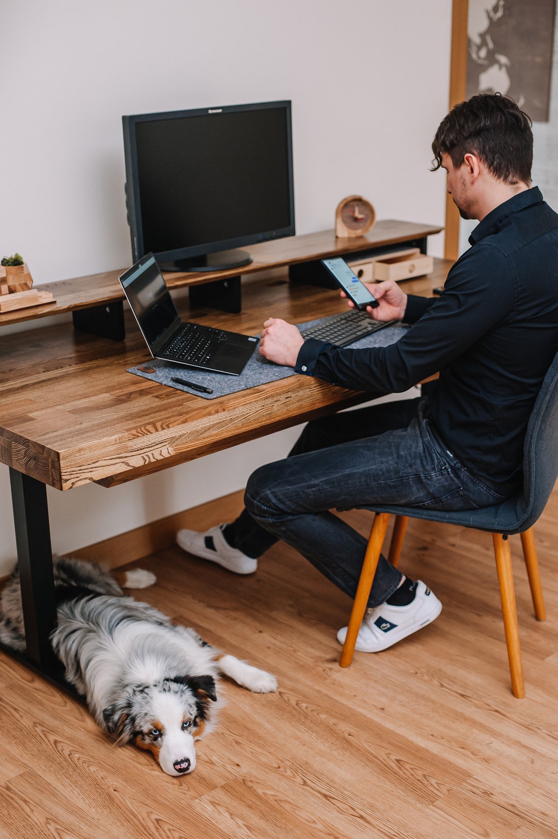 Height Adjustable Computer Table, Work Station, Fancy Led Light Table ...