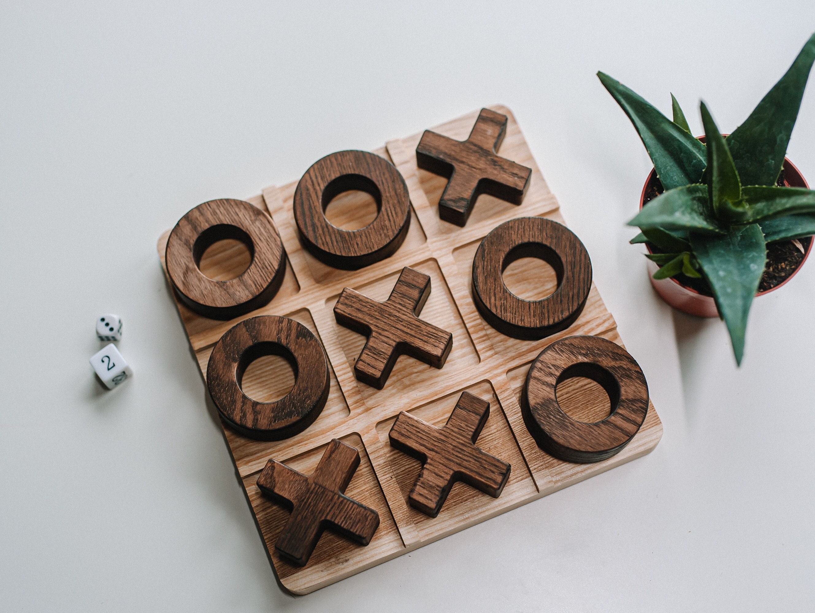 Wooden Noughts and Crosses Game Tic Tac Toe Board Games Educational Toy  Kids Adults Classic for Families Travel Perfect Backyard Entertainment 