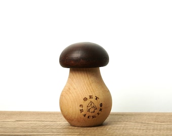 Housewarming gift nut cracker personalized, mushroom walnut nut cracker, custom nutcracker housewarming gift, Christmas cracker, nut cracker