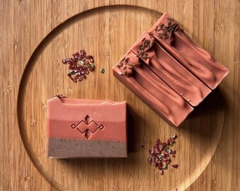 Men's Raspberry & Caraway Natural Soap, Cold Process Handcrafted Body Wash Bar, Robust Scent, Premium Artisanal Skincare, Vegan Zero Waste