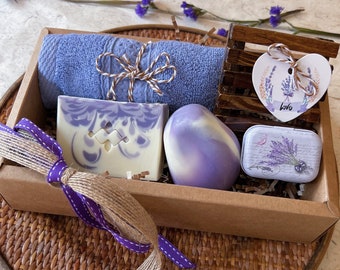 Lavender Self Care Gift Box for Mom from Daughter, Natural Bath Set, Mother's Day Basket, Thinking of You Care Package, At Home Spa Kit Idea