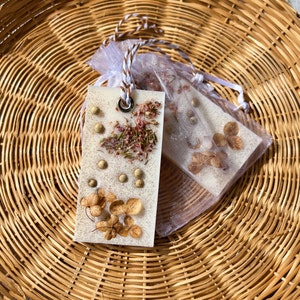 Vanilla Soy Wax Tablet Freshener: Eco-Friendly Scented Sachet