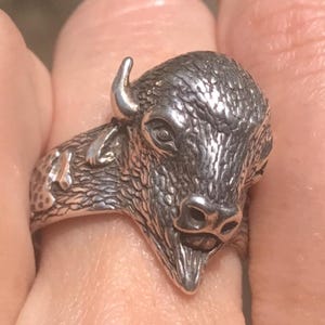 Size 9 Vintage Buffalo Sterling Silver Ring