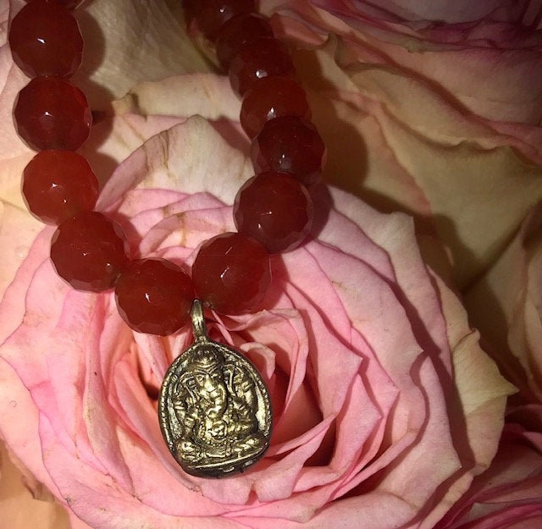 Satya Jewelry "Classics" Ganesha Carnelian Protection Stretch