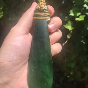 Antique 18K Maori Mere Pounamu (Jade Nephrite) Pendant